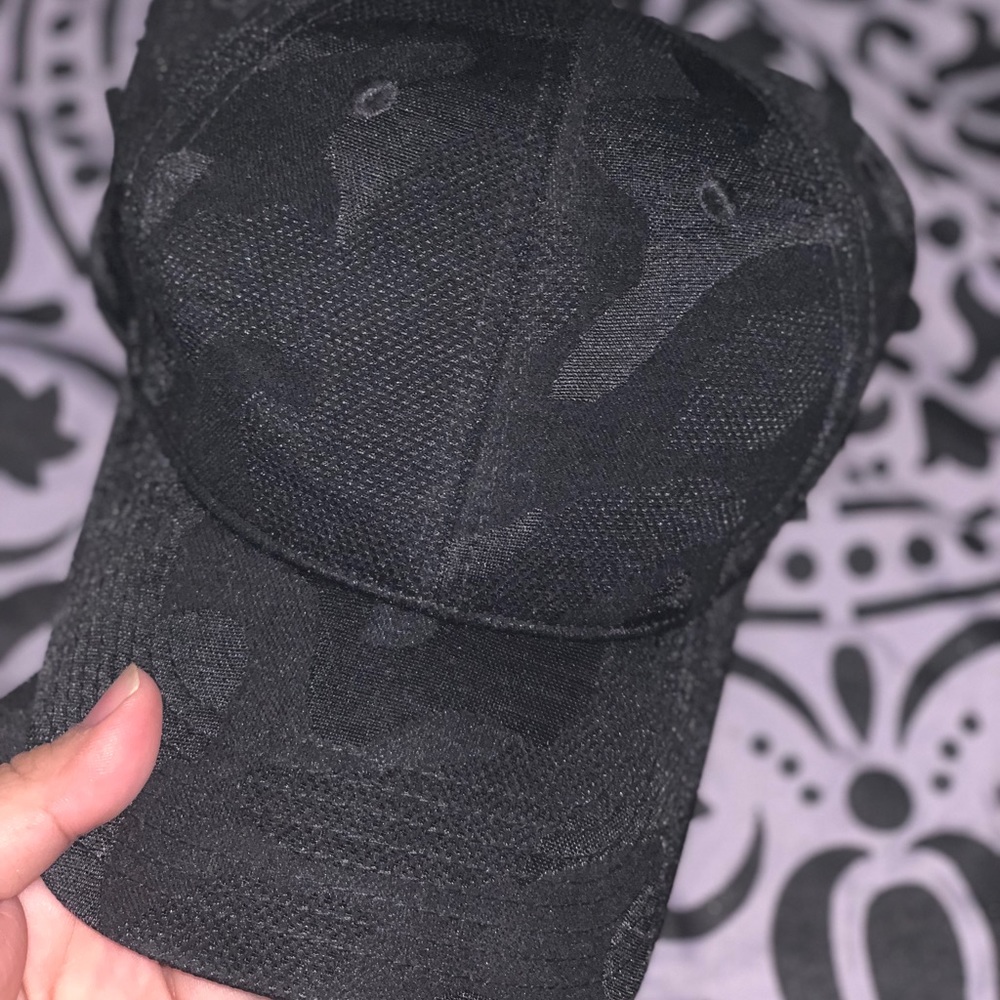 Black camo SnapBack